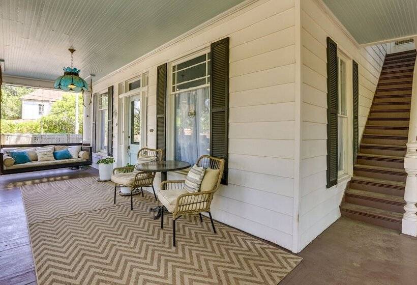 Charming Thomasville Getaway: Walk To Downtown!