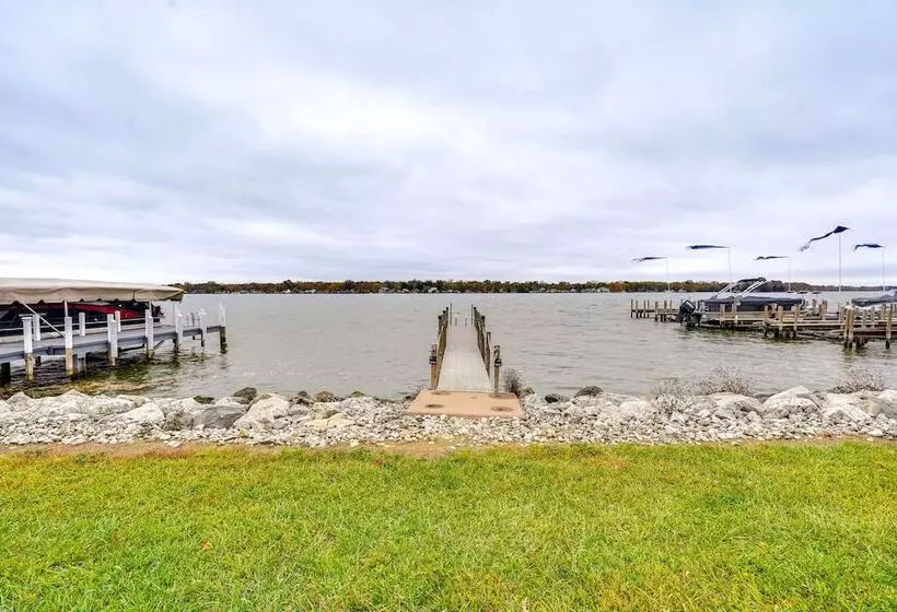 Cozy Ohio Home W/ Patio + Buckeye Lake Access!