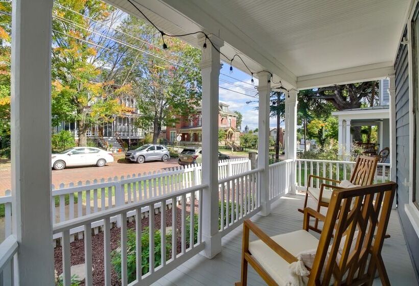 Cozy Virginia Home In Lynchburg Historic District!
