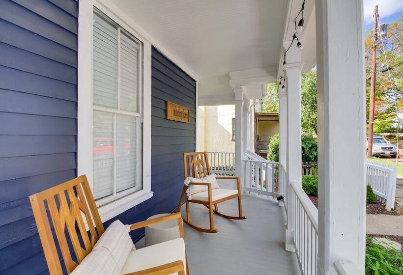 Cozy Virginia Home In Lynchburg Historic District!
