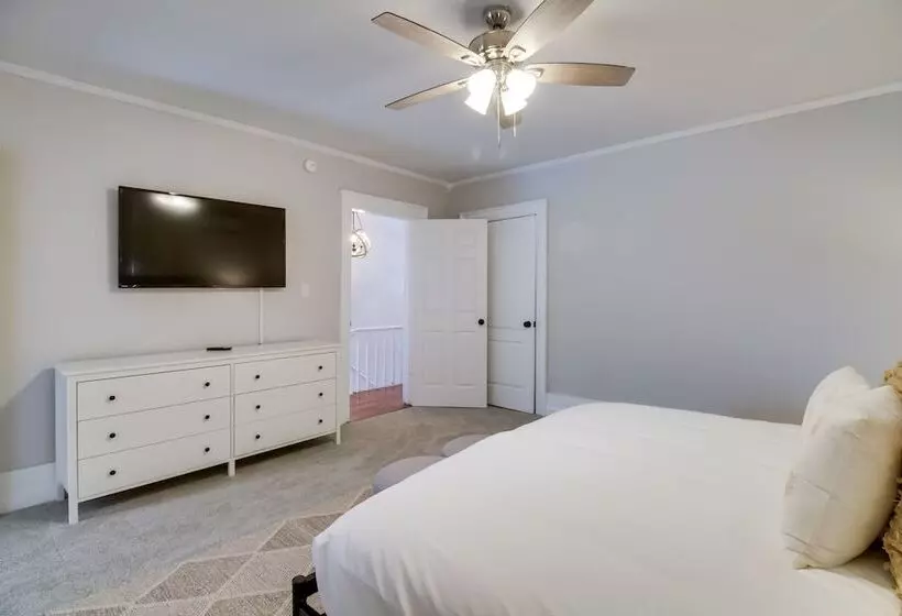 Cozy Virginia Home In Lynchburg Historic District!