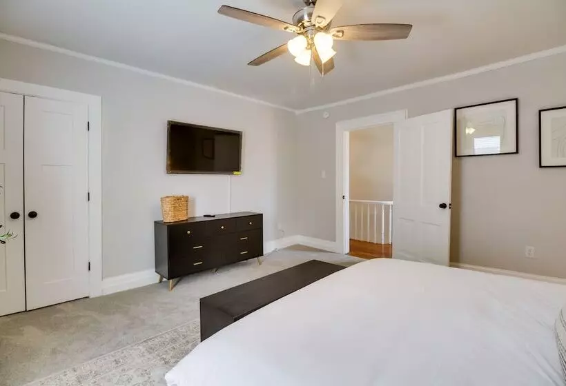 Cozy Virginia Home In Lynchburg Historic District!