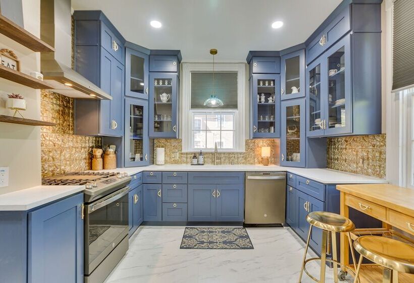 Danville Retreat W/ Hot Tub & Cozy Fireplace!