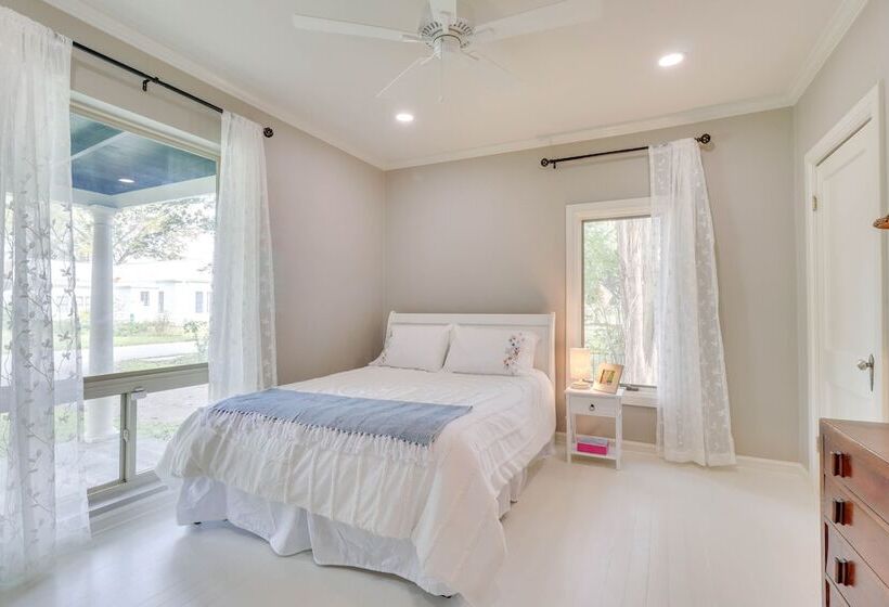 Family Friendly Bastrop Home   Walk To Downtown!