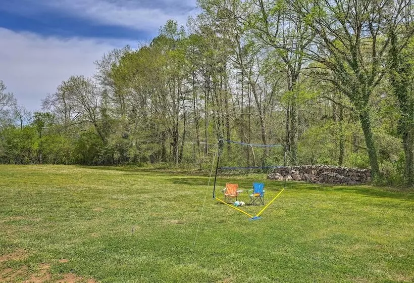 Ga Retreat ~ 10 Mi To Rock City Chattanooga!