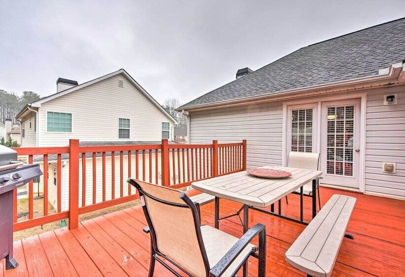 Central Austell Home W/ Furnished Deck & Grill!