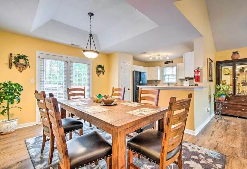 Central Austell Home W/ Furnished Deck & Grill!