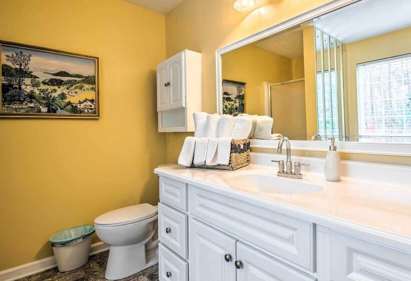 Central Austell Home W/ Furnished Deck & Grill!