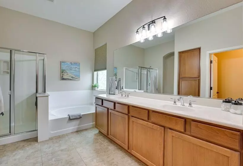 Beautiful Goodyear Home W/ Pool & Gas Grill!