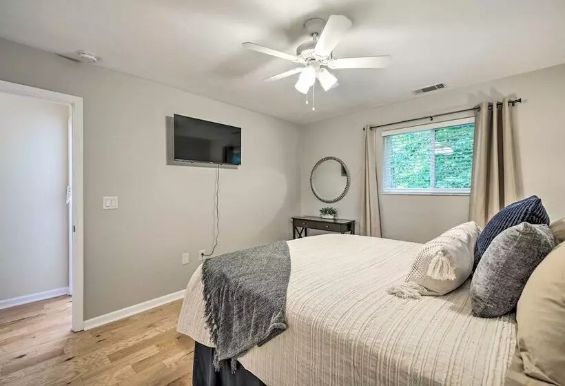 Huge Blairsville Cabin: Game Room + Mtn View!