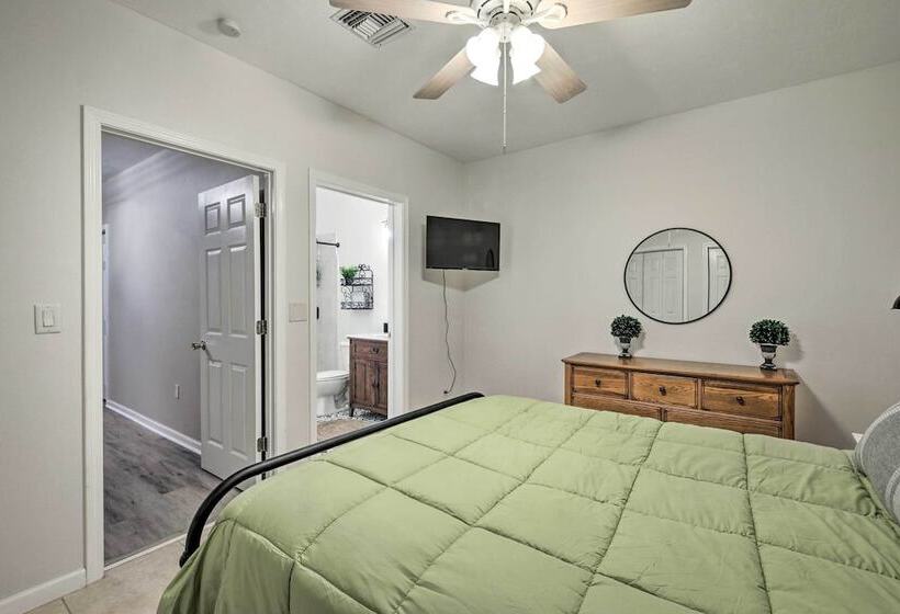 Huge Blairsville Cabin: Game Room + Mtn View!