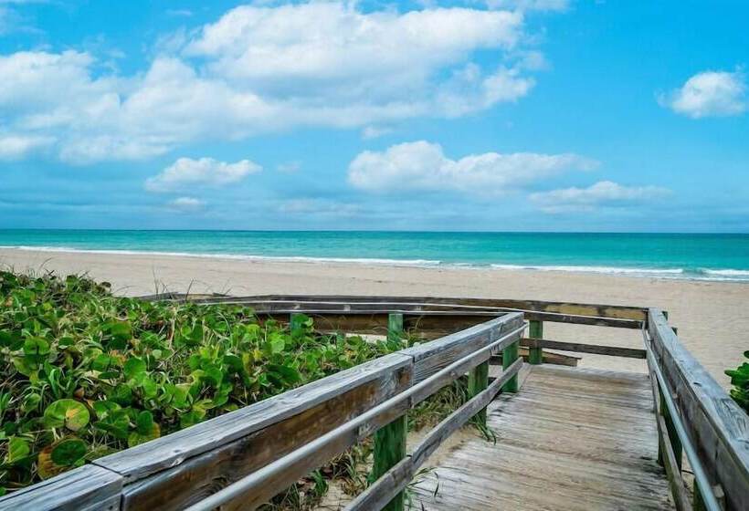 Isla Palma Singer Island