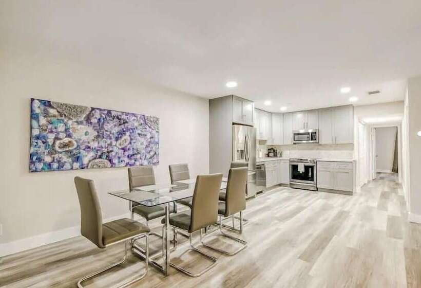 Isla Palma Singer Island