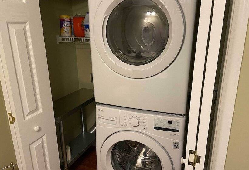 Lakefront House With Private Dock + Fire Pit!