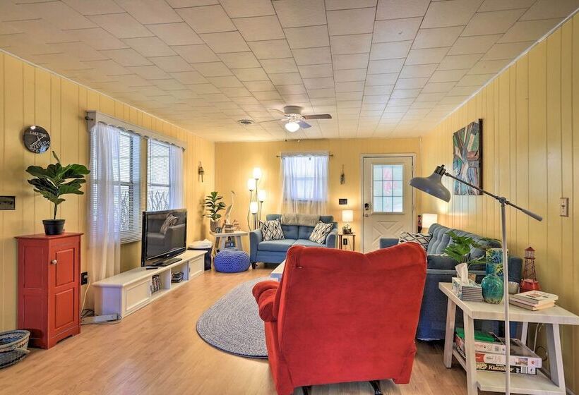 Lakefront Sparta Home W/ Private Pool & Dock!