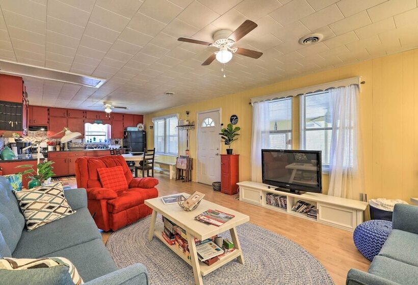 Lakefront Sparta Home W/ Private Pool & Dock!