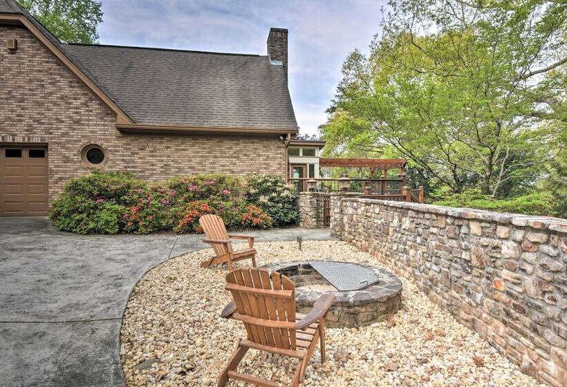 Large Dahlonega Home, Ideal For Family Gatherings!