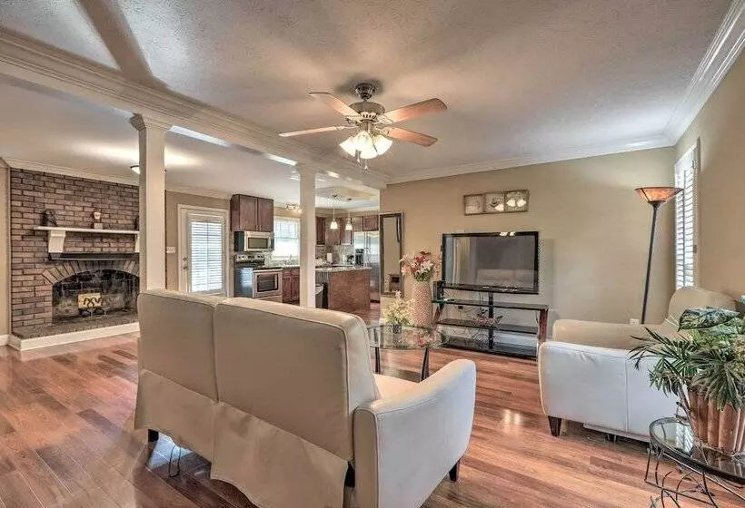 Lehigh Place    Peaceful & Walkable Getaway!