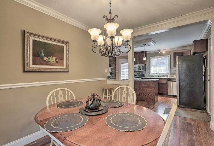 Lehigh Place Peaceful & Walkable Getaway!