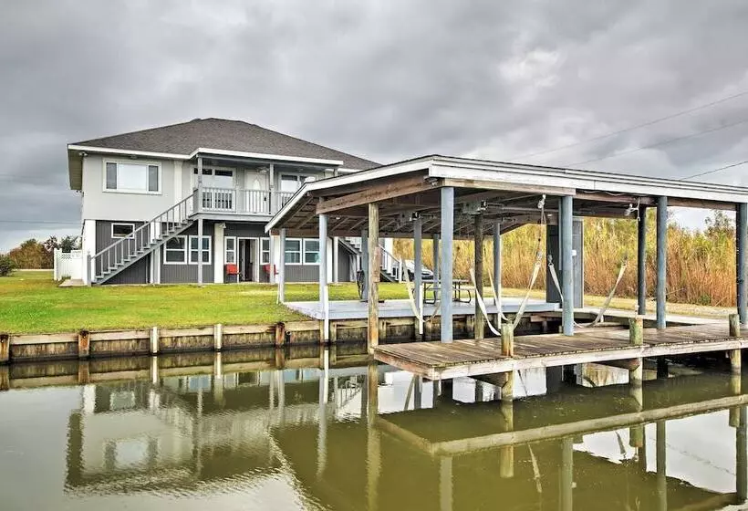Little Blue Crab  Quaint Slidell Home: Near Lakes