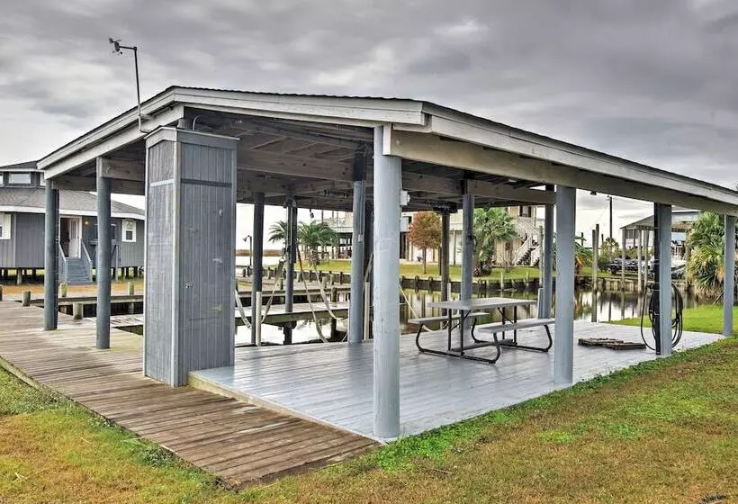 Little Blue Crab  Quaint Slidell Home: Near Lakes