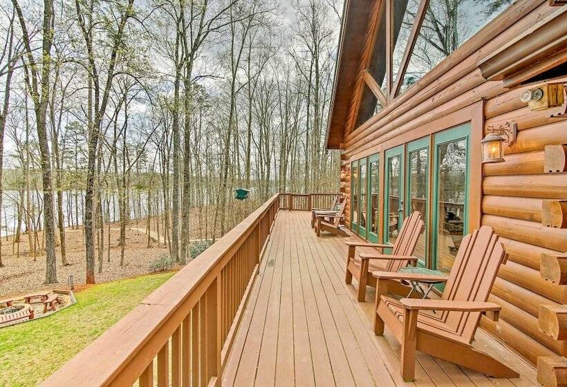 Lake Hartwell Villa W/ Dock, Theater + Hot Tub!