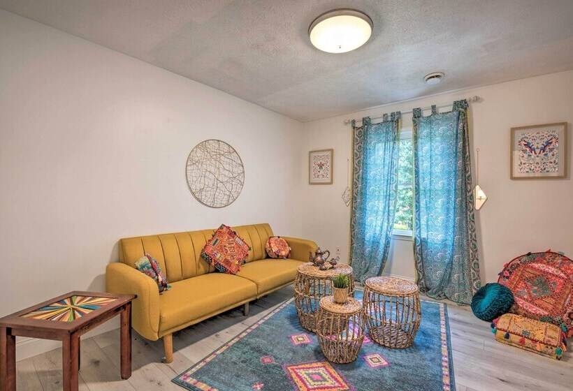 Mableton Home W/ Private Pool ~ 15 Mi To Atl!