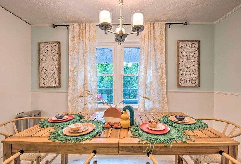 Mableton Home W/ Private Pool ~ 15 Mi To Atl!