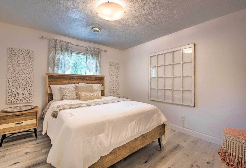 Mableton Home W/ Private Pool ~ 15 Mi To Atl!