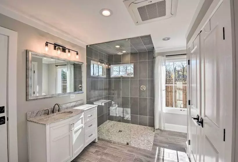 Modern Clarkesville Cottage W/ Decks & Patio!