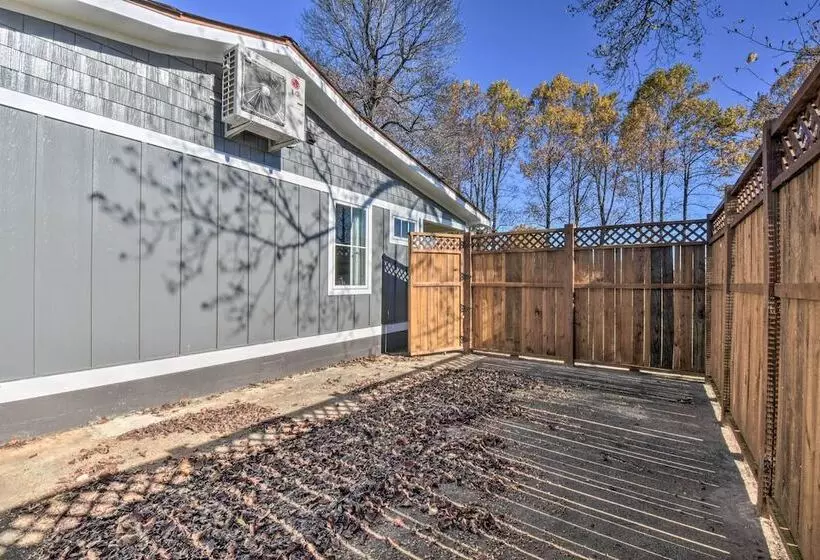 Modern Clarkesville Cottage W/ Decks & Patio!