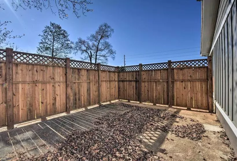 Modern Clarkesville Cottage W/ Decks & Patio!