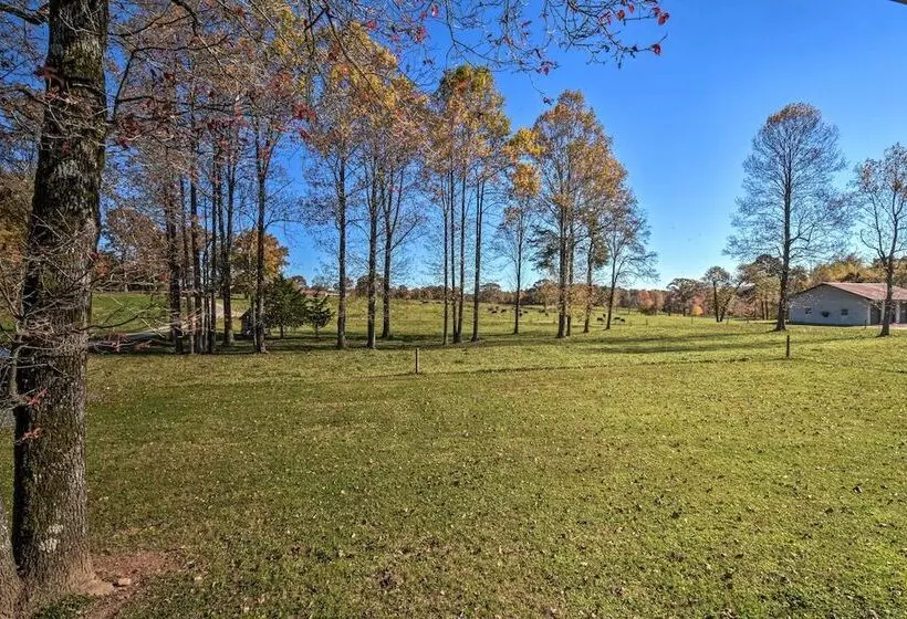 Modern Clarkesville Cottage W/ Decks & Patio!