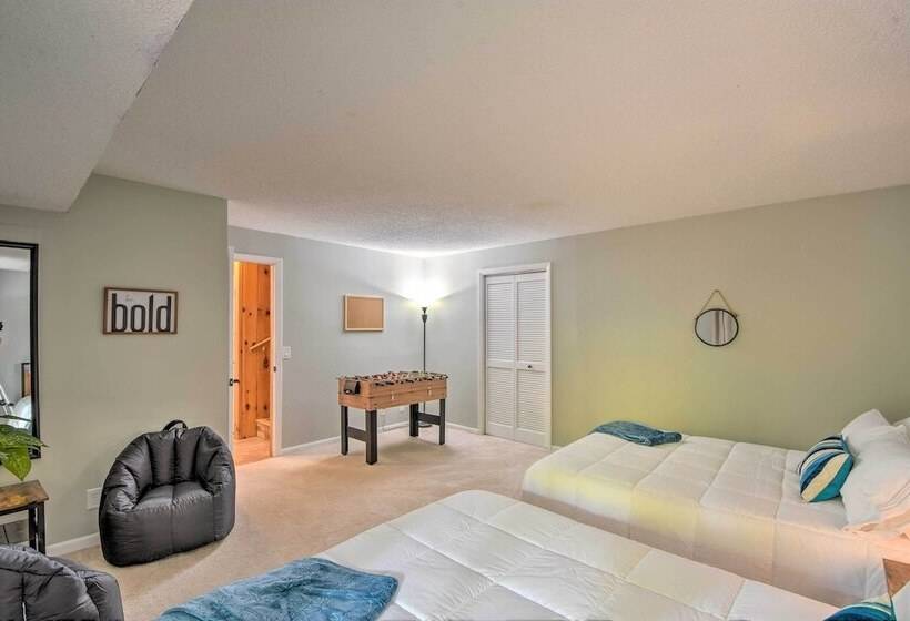 Modern Mountain Cabin W/ Resort Style Amenities!