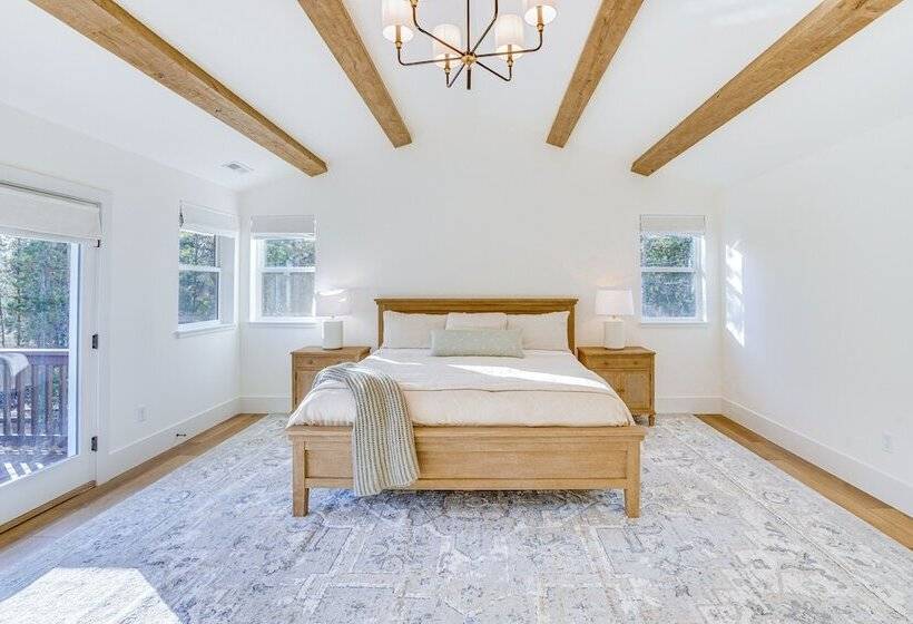 Mountain Home W/ Private Hot Tub & River Access!