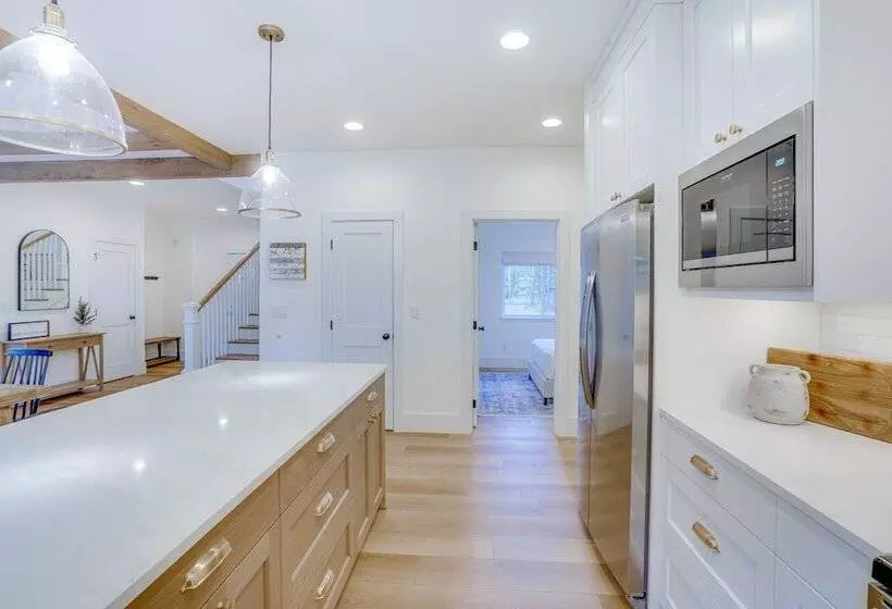 Mountain Home W/ Private Hot Tub & River Access!