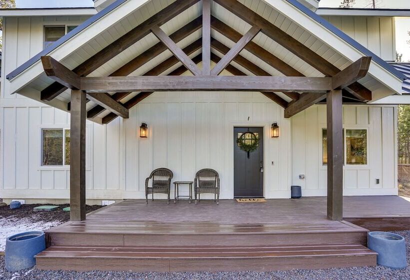 Mountain Home W/ Private Hot Tub & River Access!