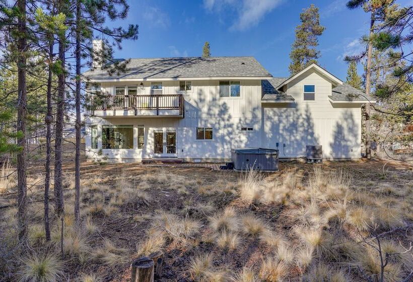 Mountain Home W/ Private Hot Tub & River Access!