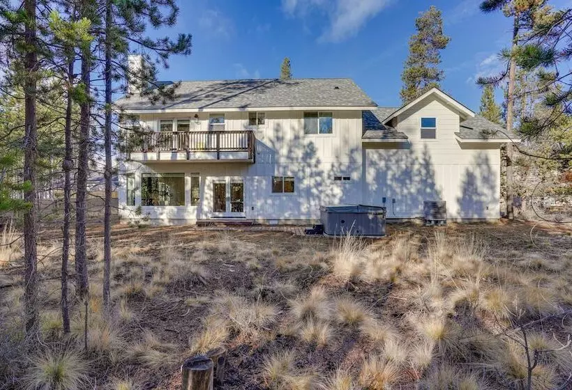 Mountain Home W/ Private Hot Tub & River Access!