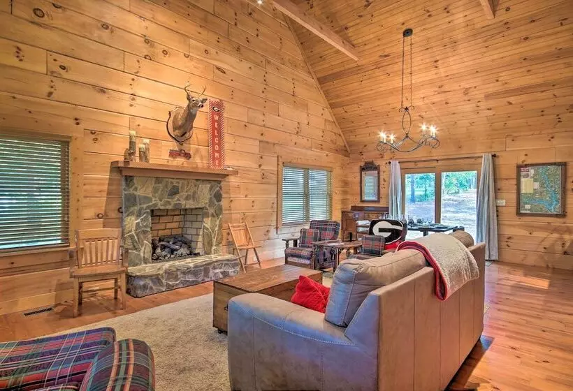 Peaceful Tignall Cabin On Strom Thurmond Lake!