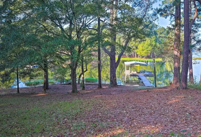 Peaceful Tignall Cabin On Strom Thurmond Lake!