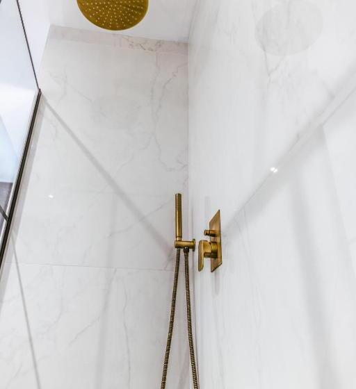 پانسیون Marmur Luxury Room