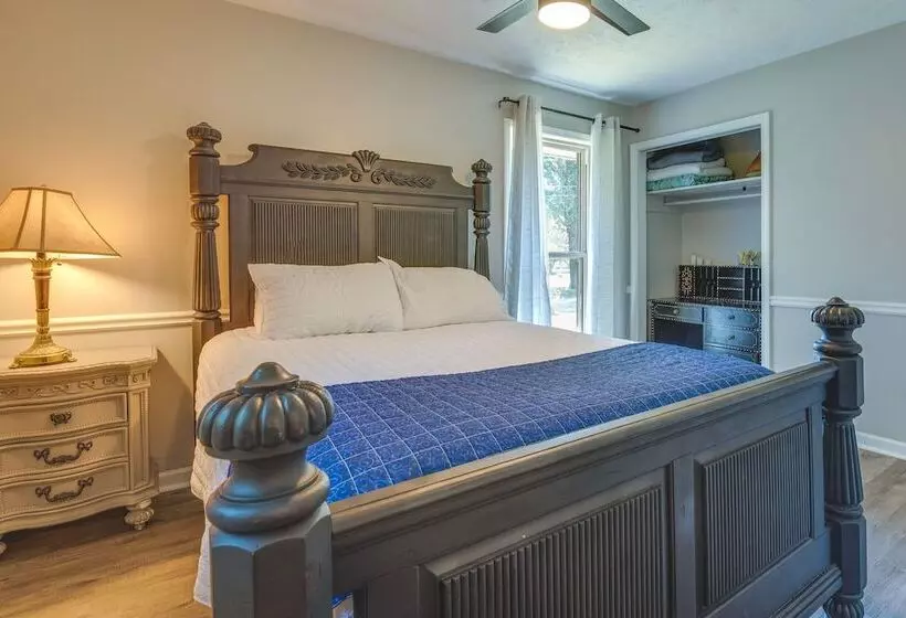 Pet Friendly Rex Vacation Rental: 18 Mi To Atlanta