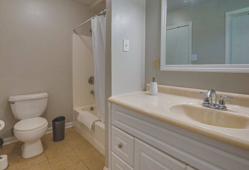 Pet Friendly Rex Vacation Rental: 18 Mi To Atlanta