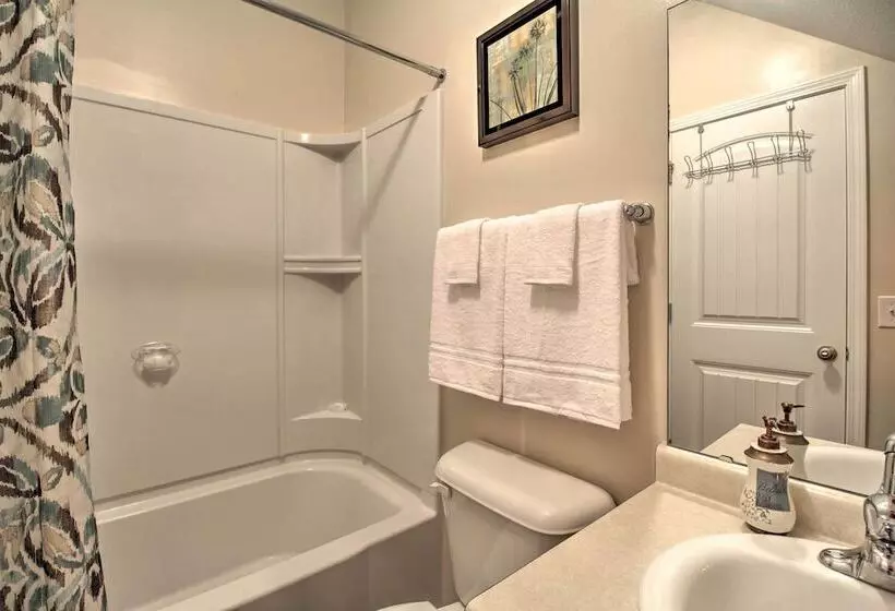 Rincon Home W/ Game Room, 18 Mi To Savannah!