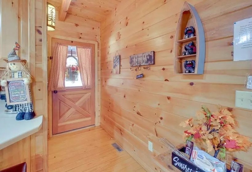 Riverfront Cabin W/ Wraparound Decks & Fire Pit!