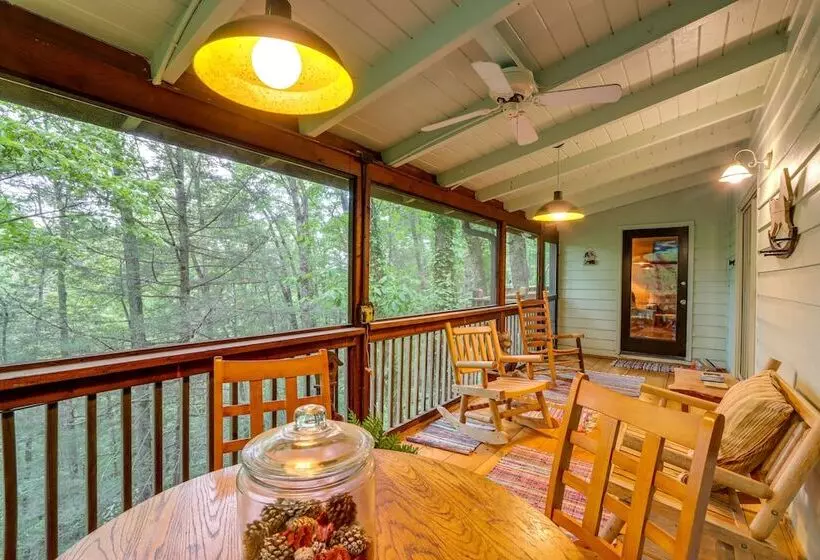 Secluded Mountain Escape W/ Game Room & Fire Pit!
