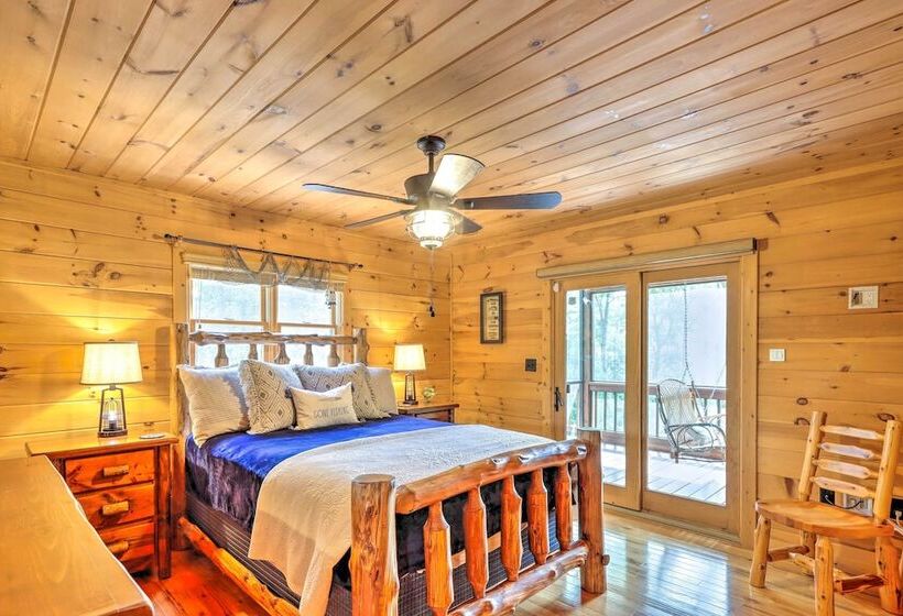 Serene Blue Ridge Cabin ~ 3 Mi To Downtown!