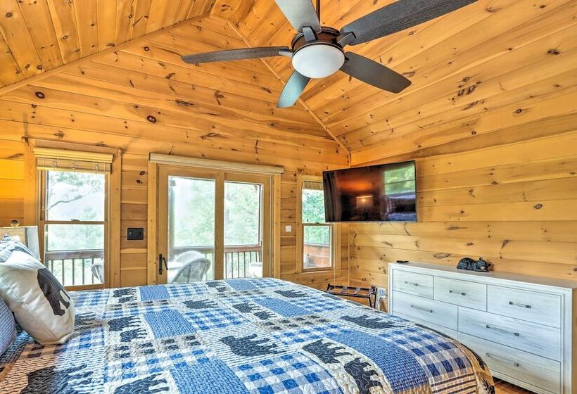Serene Blue Ridge Cabin ~ 3 Mi To Downtown!
