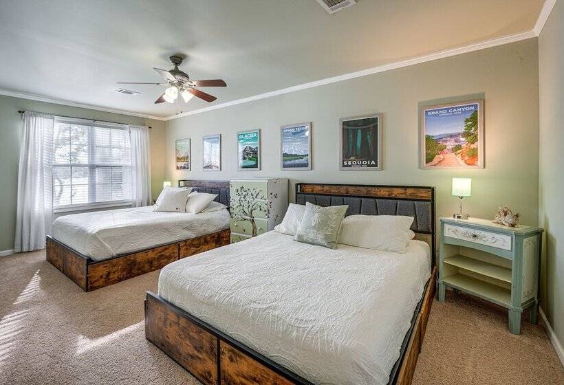 Lake Sinclair Retreat W/ Big Water Views & Dock!